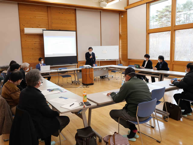 ワイナリー関係者意見交換会今年の状況や問題点について情報を共有